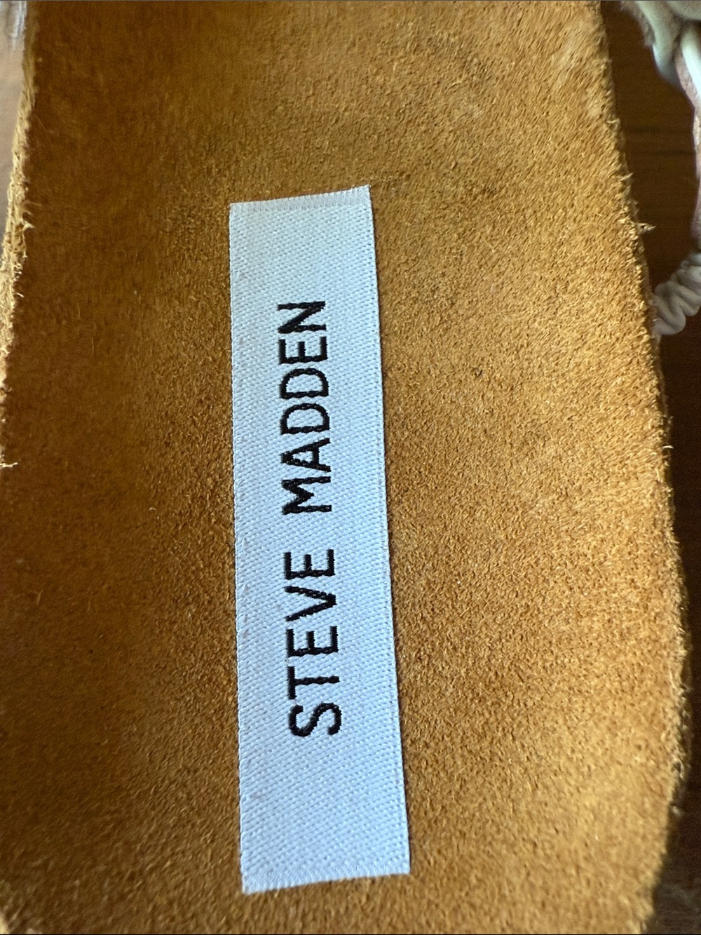 Steve Madden Gold Studded Platform Sandals Size 8.5 - Picture 5 of 10